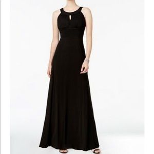 Keyhole Cocktail Maxi Dress